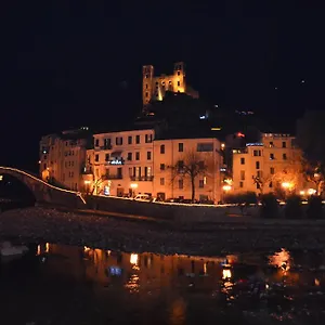 Al Ponte Vecchio , Dolceacqua Italia